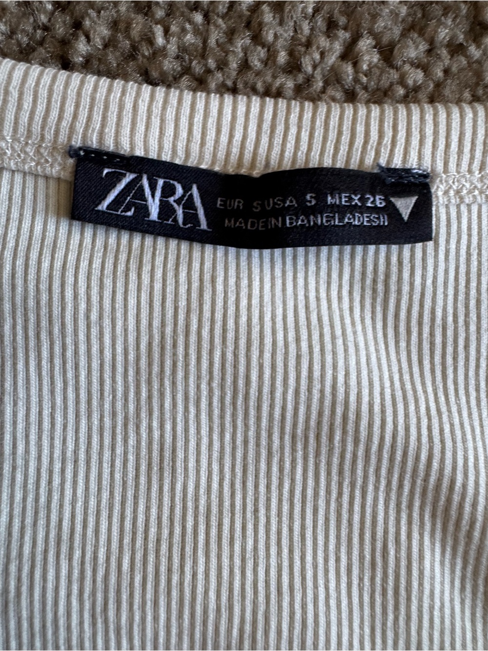 ZARA Ruched Side Tank Top - Picture 3 of 5